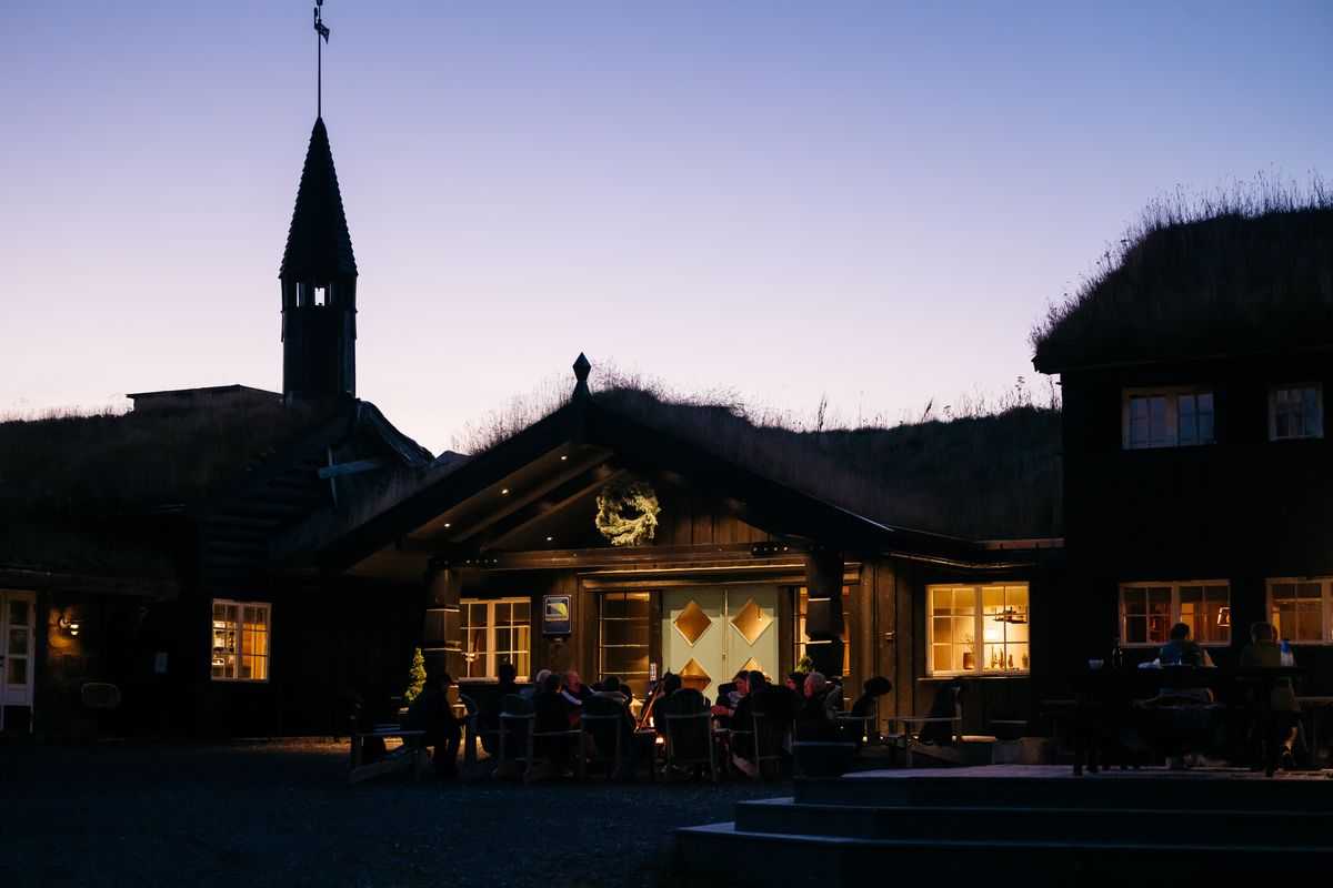 Danebu Kongsgaard in the evening